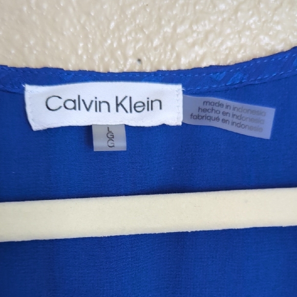 Calvin Klein Women's Blue Striped Textured Blouse - Picture 5 of 10
